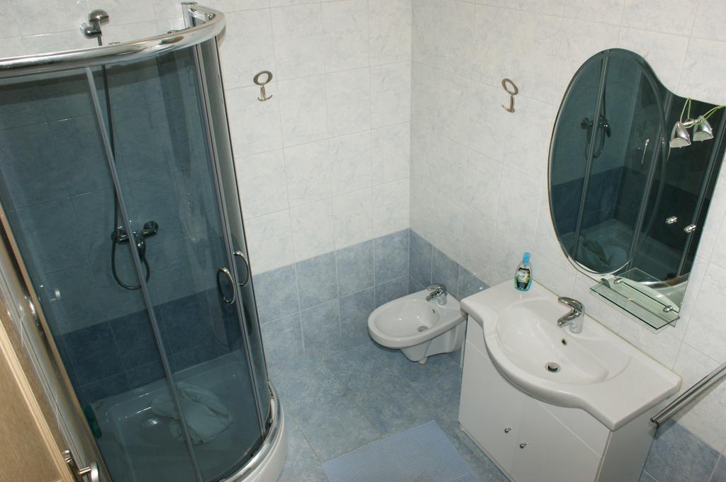 Apartments Cezar Vinkuran Extérieur photo