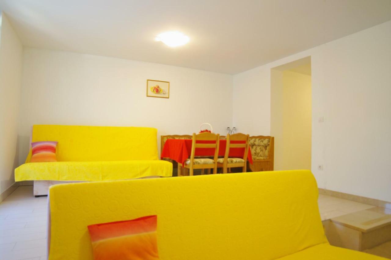 Apartments Cezar Vinkuran Extérieur photo