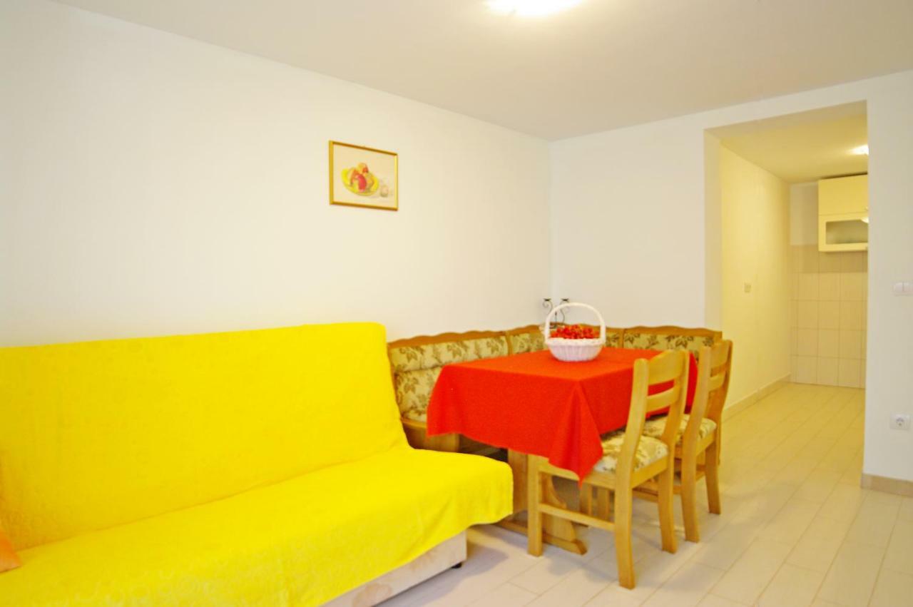 Apartments Cezar Vinkuran Extérieur photo