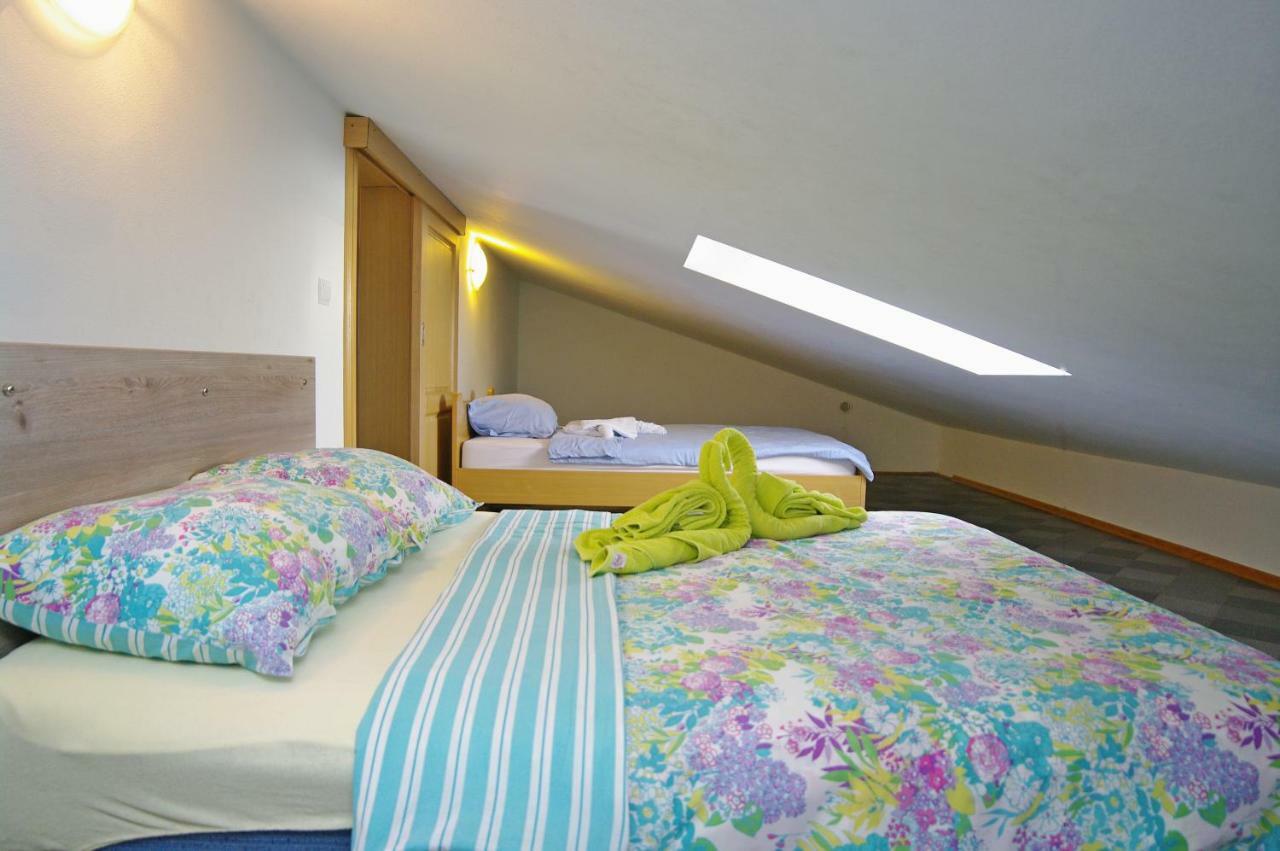 Apartments Cezar Vinkuran Extérieur photo