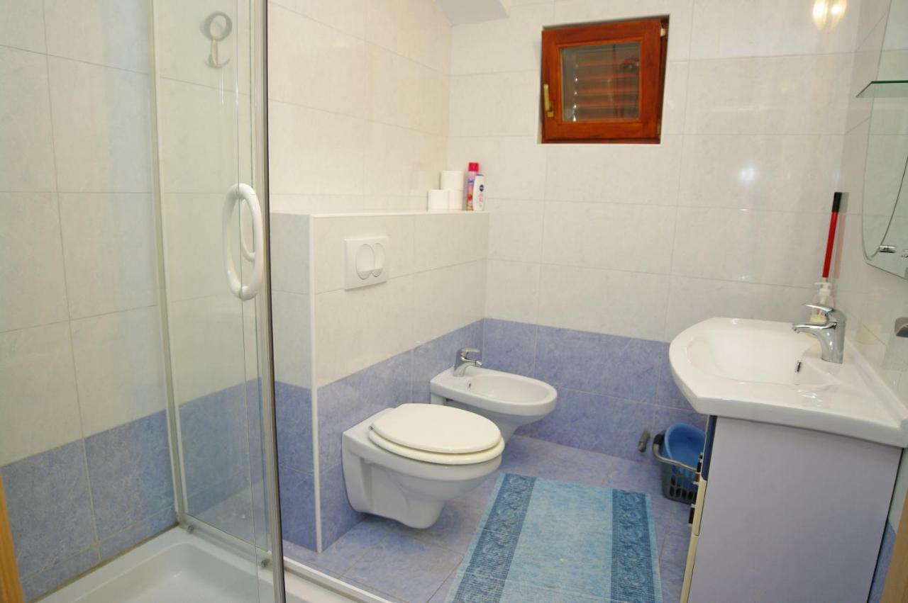 Apartments Cezar Vinkuran Extérieur photo