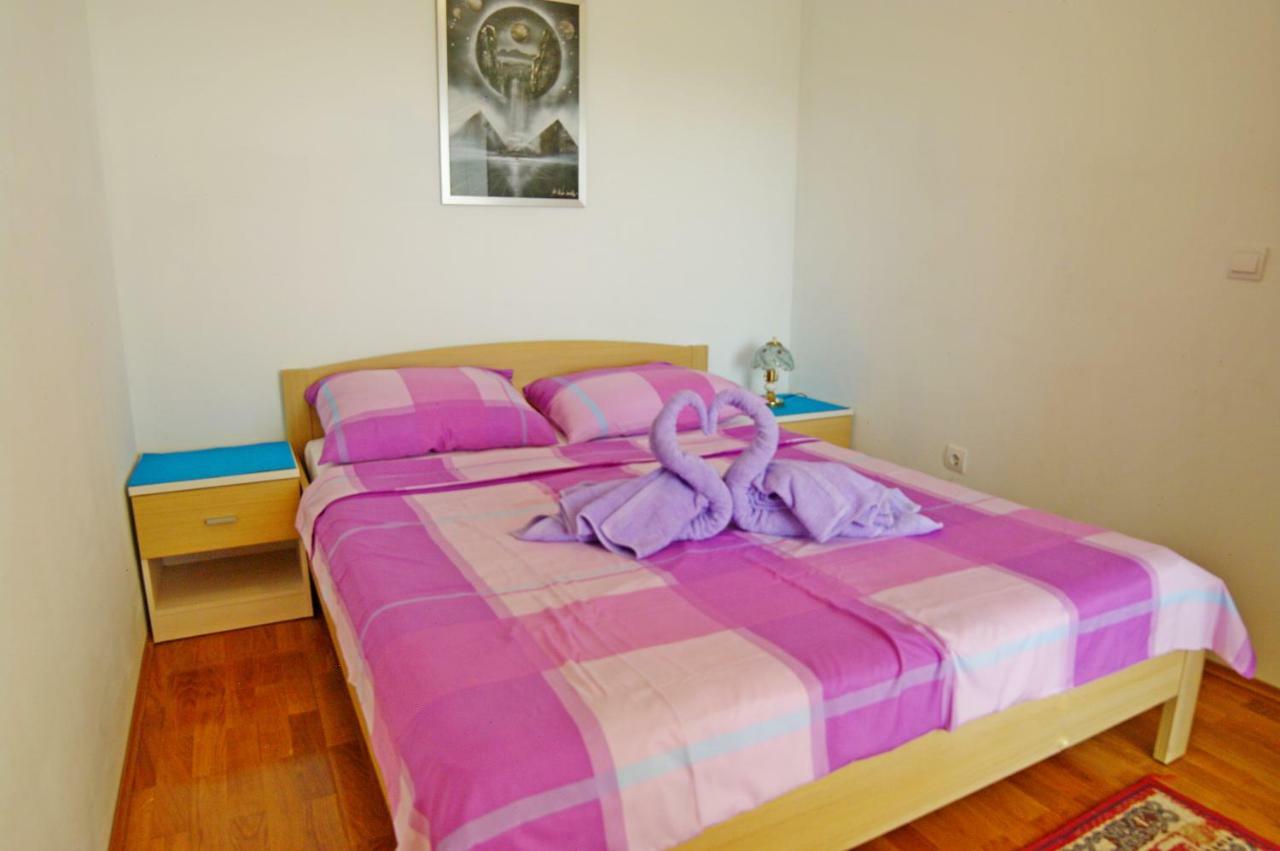 Apartments Cezar Vinkuran Extérieur photo